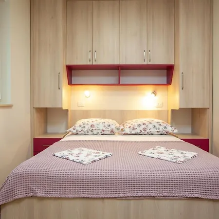 Vito I Cvita * Makarska