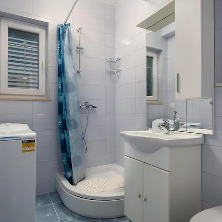 Apartment Vito I Cvita *